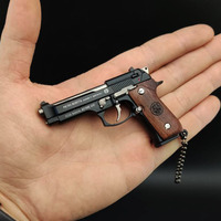 Porte-clés pistolet jouet en bois Beretta 92fs, mini pistolet, porte-clés en métal 3D