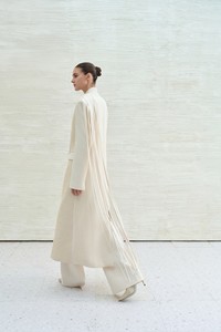 Nouveaux pantalons pour femmes à la mode, pantalons ODM, pantalons à jambes larges, longueur entière, tissu tissé en rayonne et élasthanne, vêtements pour femmes de WhiteAnt - Product Image 3