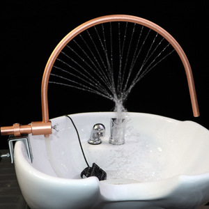 Equipo de Cascada para Terapia de Agua Head Spa, Marco de Salida de Agua, Diseño en U de 180° °   Ajustable, se adapta a la mayoría de camas con lavacabezas - Product Image 2