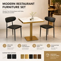 Ensemble de mobilier de restaurant moderne : Table en pierre frittée avec base en métal doré et chaises en PU noir pour café, hôtel, usage commercial
