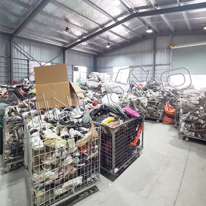 Vente en gros <span class=keywords><strong>de</strong></span> chaussures d'hiver d'<span class=keywords><strong>occasion</strong></span> <span class=keywords><strong>bottes</strong></span> <span class=keywords><strong>de</strong></span> <span class=keywords><strong>neige</strong></span> pour enfants pour enfants style coréen chaussures d'hiver pour enfants best-seller balles mixtes - Product Image 4