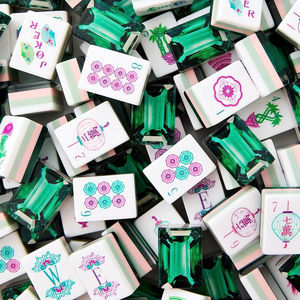 Juego de Mahjong Americano de Lujo de 2, 3 y 4 Capas Personalizado Directamente del Fabricante, Fichas de Mahjong Oh My Emerald 160 de Melamina Acrílica - Product Image 1