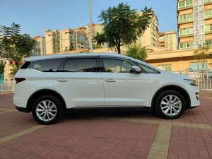 Xingrui Modèle 2019 2.0T Turbo Édition Luxe Automatique Extérieur Blanc Intérieur Bicolore Conduite à Gauche 45 000 km de kilométrage - Product Image 6