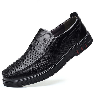 Mocasines de cuero perforado transpirable para hombre, con suela de goma de tacón bajo, zapatos casuales para el tiempo libre, hechos en Wenzhou. - Product Image 5