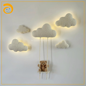 ชุดตกแต่งผนังห้องเด็กอ่อนแบบเรียบง่าย พร้อมไฟ LED รูปเมฆนุ่มๆ พร้อมบันไดเชือกและตุ๊กตาหมีสำหรับห้องเด็ก - Product Image 2