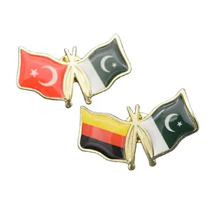 Kustom Bendera Crossing Lapel Pin Bendera Pakistan Pin Lapis Emas Logam Enamel Lapel Pin dengan Epoxy Dome