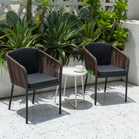 (E7097) Chaise de salle à manger en rotin tissé en corde avec cadre en aluminium pour l'extérieur avec coussin de siège