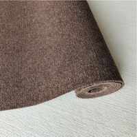 Tapis commercial en rouleau de tapis non tissé à bas prix pour banquet 100% polyester tapis rouge auto-adhésif pour événements mariages