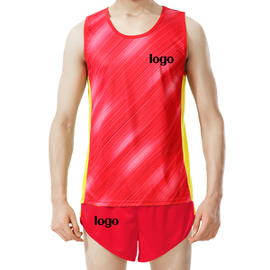 El traje de dos piezas de uniforme de atletismo incluye parte superior transpirable y pantalones cortos elásticos hechos con tela elástica para atletas - Product Image 5