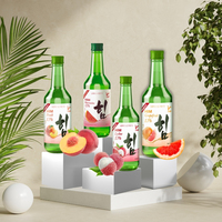 Koreaanse Soju Redelijke Prijs Druivenfruitlikeur Traditionele Koreaanse Drank Voor Cocktails Glazen Fles Vervaardigd In Vietnam