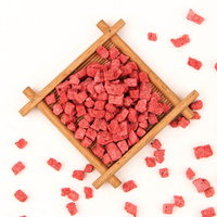Fabrieksdirect Private Label Bulk Gedroogde Aardbeienblokjes 6*6*6mm Voedselkwaliteit Vacuümverpakt