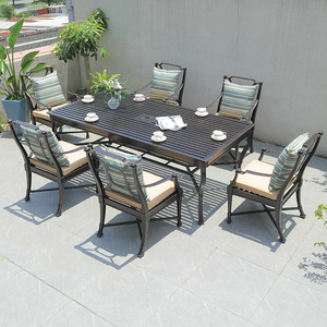 Conjunto de Mesa y Sillas de Comedor para Jardín, Patio o Cafetería, de Metal, con 6 Sillas - Product Image 1