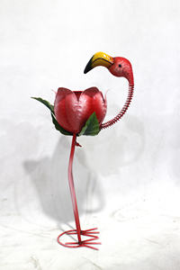 수제 모던 미니멀리스트 메탈 플라밍고 장식품, 독특한 크리스마스 선물, 파티 용품, 야외 정원용 휴일 장식 - Product Image 5