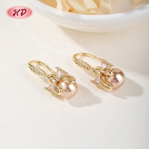 Pendientes de Aro con Lazo de Perlas, Chapados en Oro de 18K, Latón con Circonita, Joyería Vintage Unisex - Product Image 6