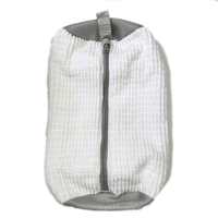 Sac à linge écologique durable avec des caractéristiques de protection pour les chaussures dans la machine à laver, spécialement conçu pour le lavage des chaussures
