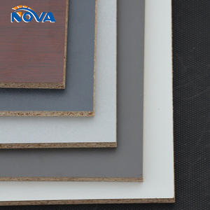 Tablero de Partículas Recubierto de Melamina, <span class=keywords><strong>Madera</strong></span> <span class=keywords><strong>OSB</strong></span> de 18 <span class=keywords><strong>mm</strong></span>, Resistente a la Humedad, Acabado Blanco, Estructura de 3 Capas, Diseño Moderno para Armario de Cocina - Product Image 2