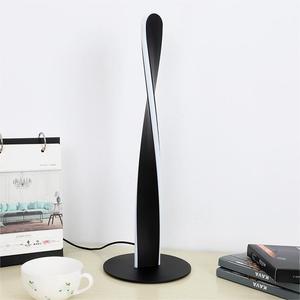 Post-moderna sala da pranzo scrivania decorativa luce pop linee camera da letto lampada da tavolo touch <span class=keywords><strong>LED</strong></span> moderno ristorante arredamento per la casa - Product Image 3