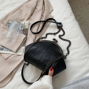Bolso Bandolera Retro de Cadena para Mujer, con Cierre de Cremallera, Estilo Mini, Diseño de Piedras, Impermeable, de PU - Product Image 1