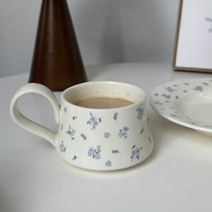 Tasses et assiettes en céramique artisanales, aspect de haute qualité, tasses à café et assiettes, tasse à thé de l'après-midi - Product Image 5