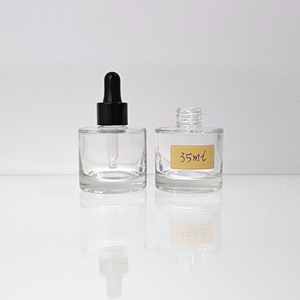 Wholesale Crystal White Empty <strong>35ml</strong>/1.17oz Cosmetic Essence Packaging Container Glass <strong>35ml</strong> Flat Shoulder Serum Dropper <strong>Bottle</strong> - Product Image 1