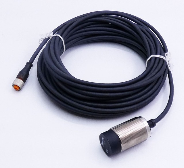 New and Original BIS00PJ Sensor Stock in Warehouse PLC Programming Controller