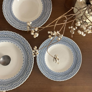 Juego de vajilla de cerámica esmaltada Premium de 16 piezas, platos y tazones aptos para lavavajillas para uso doméstico y en restaurantes - Product Image 1