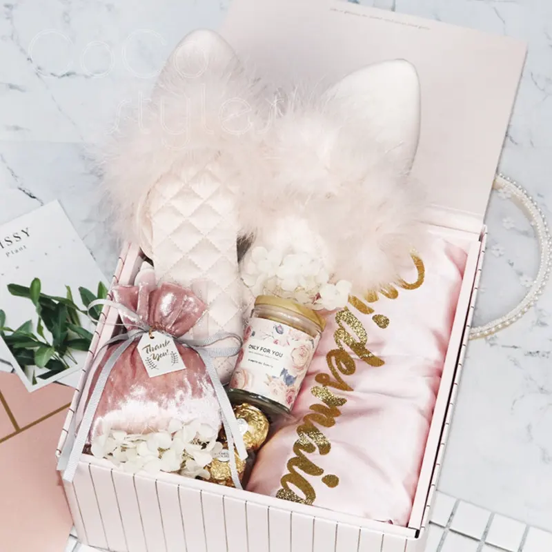 Cocostyles custom-made luxury hardcover box bridesmaid gift set for fashion wedding planner
