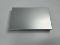 Panneau en nid d'abeille en aluminium ignifuge et résistant à l'eau, design moderne, surface revêtue de PVDF, mur-rideau haut de gamme, plafond sur mesure