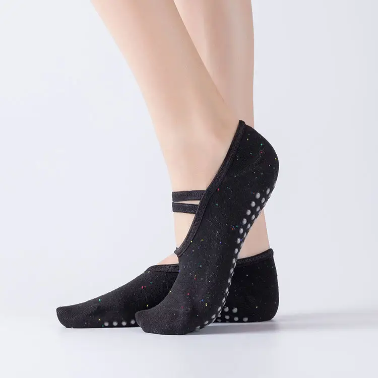 ถุงเท้าโยคะสีดำกันลื่นสำหรับผู้หญิงแบบลำลองกันลื่น