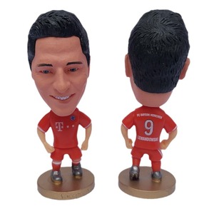 Figuras de jugadores estrella como Neuer, Lewandowski, Kane, Müller, Sané, Musiala, adornos para pasteles. - Product Image 5