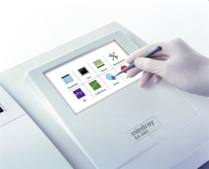 Analyseur de chimie semi-automatique Mindray BA-88A, appareil portable d'analyse de la chimie sanguine, équipement de laboratoire clinique pour usage vétérinaire - Product Image 1