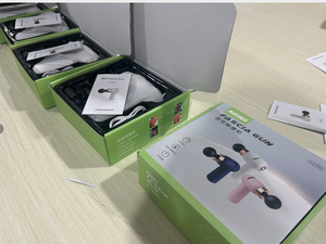 Yixuan - Nueva Pistola de Masaje Facial Compacta y Económica con Botones, 6 Velocidades, Percusión <span class=keywords><strong>Muscular</strong></span> Profunda, 4 Cabezales - Product Image 3