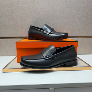 Chaussures décontractées pour hommes en cuir véritable sur mesure, de qualité supérieure, haut de gamme et luxueuses pour les occasions d'affaires et de banquet. - Product Image 1