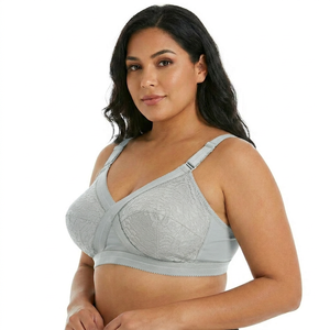 <span class=keywords><strong>Playtex</strong></span> Sujetador clásico sin aros con encaje floral tejido y tirantes ajustables para mujer, paquete de 2, blanco/blanco 95B - Product Image 2