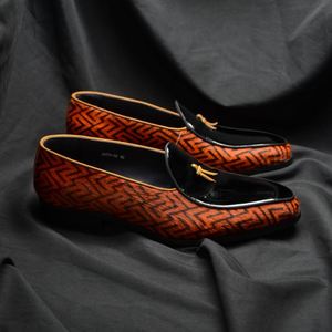 Mocasines de Negocios Casuales de Alta Calidad para Hombre, con Punta Cuadrada, Cordones, Transpirables, Antideslizantes, Ligeros, con Parte Superior de Cuero Valentina - Product Image 2