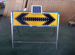 Segnaletica Direzionale a Freccia Solare con Batteria, Cartelli di Avvertimento a LED, Pannello a Freccia LED Montato su Rimorchio, Luce Guida Traffico - Product Image 4