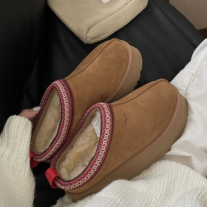 Nouvelles Bottes de Neige Chaudes et Antidérapantes en Fourrure pour l'Hiver 2025 – Chaussures de Créateur Respirantes et Tendance pour l'Automne, Modèle Plateforme Mignon - Product Image 2