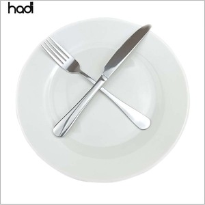 Assiettes de recharge rondes en céramique blanche durable Buffets commerciaux d'hôtels et de restaurants fabriqués en Chine pour le dîner et le dessert - Product Image 1