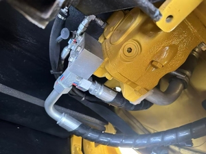 รถขุดตีนตะขาบมือสอง Caterpillar 7 ตัน รุ่น 307D/307E2 EPA จากญี่ปุ่น พร้อมเครื่องยนต์และปั๊มเดิมๆ สำหรับงานเกษตร - Product Image 5