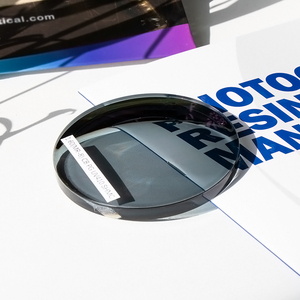 Lentes de Gafas Esféricas Fotocromáticas de Resina CB Gris de Alta Calidad Maat 1.60, Certificación CE, 75 mm de Diámetro, 98-99% de Protección UV - Product Image 1