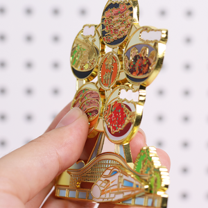 Pegatinas de refrigerador de <span class=keywords><strong>esmalte</strong></span> giratorio estilo Anime lindo personalizado impresión <span class=keywords><strong>ultravioleta</strong></span> artesanías de Metal metálico brillante - Product Image 5