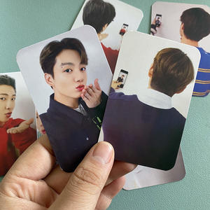 Tarjetas <span class=keywords><strong>de</strong></span> Selfie <span class=keywords><strong>de</strong></span> Kpop Boy Group, tarjetas pequeñas <span class=keywords><strong>de</strong></span> impresión <span class=keywords><strong>de</strong></span> doble cara, tarjeta LOMO Jin SUGA Jhope RM <span class=keywords><strong>Jimin</strong></span> V Jung Kook, colección <span class=keywords><strong>de</strong></span> regalos para fanáticos - Product Image 4