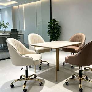 Ensemble de chaise de pédicure et de manucure en cuir PU avec base dorée de luxe pour salon de manucure, chaise de spa commerciale avec tabouret roulant pour technicien - Product Image 3