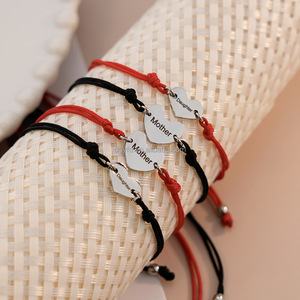 Bracciale personalizzato con disco a cuore inciso per madre e figlia gioielli in acciaio inossidabile per mamma e figlia braccialetti per auguri di amicizia - Product Image 2