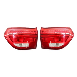 ผู้ผลิตแม่พิมพ์ฉีดพลาสติก ฝาครอบไฟหน้า กล่องไฟท้าย - Product Image 1