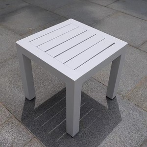 Mesa Auxiliar de Aluminio para Exteriores con Superficie de Madera Plástica, Mesa de Centro para Patio, Mesa de Bistro para Jardín, <span class=keywords><strong>Muebles</strong></span> de Exterior para Hotel, Venta al por Mayor - Product Image 2