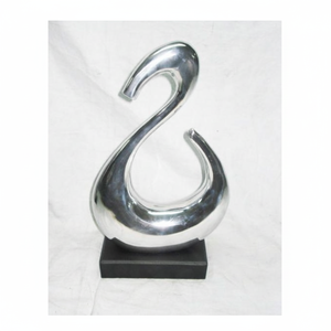 Meilleure vente Décoration intérieure Objets décoratifs argentés Aluminium Métal Design personnalisé pour bureau maison Chambre à coucher - Product Image 1