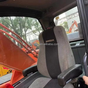 Excavateur Doosan DX300LC d'occasion 30 tonnes Corée d'origine hydraulique sur chenilles Machines de construction d'occasion à vendre - Product Image 5