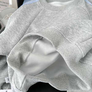 Nouvel ensemble de survêtement en coton brodé de dessins animés pour <span class=keywords><strong>enfants</strong></span>, collection Printemps 2026, pour garçons et filles, style sport décontracté, deux pièces (sweat-shirt et pantalon de survêtement) - Product Image 6