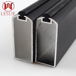 Tringle <span class=keywords><strong>de</strong></span> penderie LESLIE en alliage d'aluminium, cadre carré, épaisseur 0,8 mm, 15x30 mm, horizontale, 3 m <span class=keywords><strong>de</strong></span> long, noire, fixation sur porte - Product Image 2